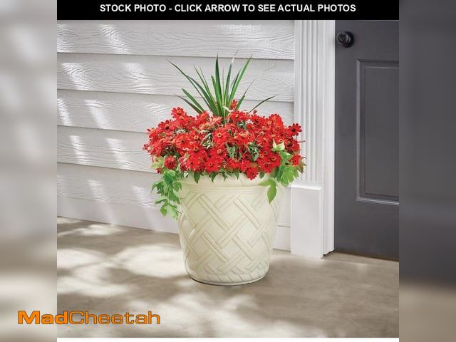 Lot 74-12530181 - Frenchboro Large Cream Resin Round Planter (22 in. L x 22 in. W x 17.5 in. H) - UNUSED