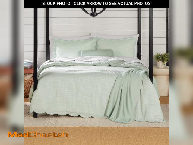 Lot 74-12405684 - Mainstays Scallop 5-Piece Pick Stitch Sage Comforter Set, Full/Queen - UNUSED