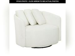 Lot 74-12420461 - undefined