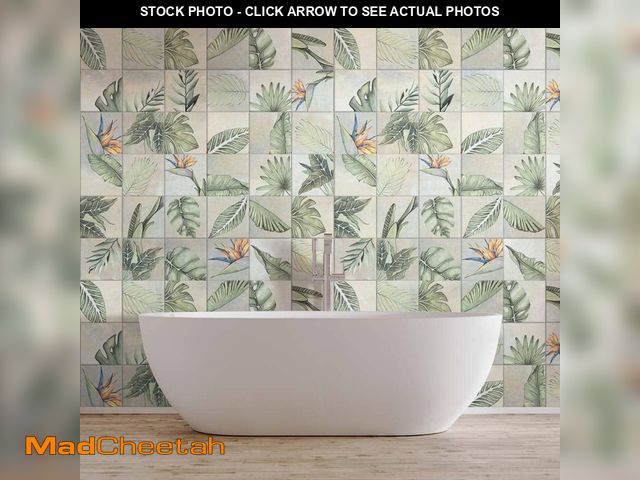 Lot 74-13051884 - (SOME DAMAGE ) Merola Tile Nusa Botanic Jade 9-3/4 in. x 9-3/4 in. Porcelain Floor and Wall Tile (10...