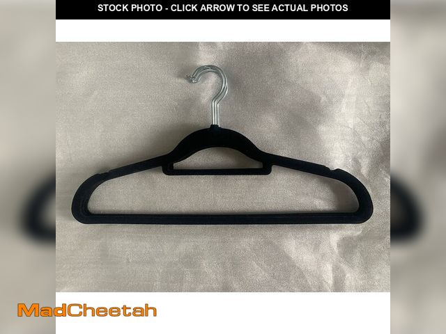 Lot 74-13927398 - Premium Velvet Hangers - UNUSED