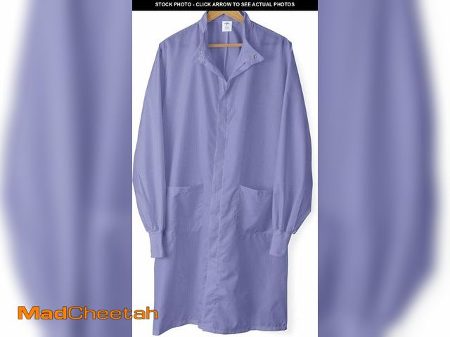 Lot 74-12399190 - Medline Fluid-Resistant Unisex Antistatic Barrier Lab Coat, Snap Closure, Ceil Blue, Size X-Small - ...