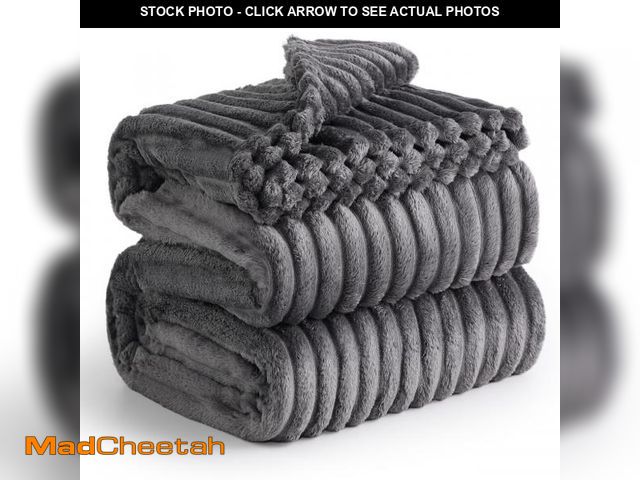 Lot 74-12433459 - *SEE PICS FOR COLOR* Bedsure GentleSoft Grey Full Blanket for Bed - Cozy Soft Blankets for Women, Cu...