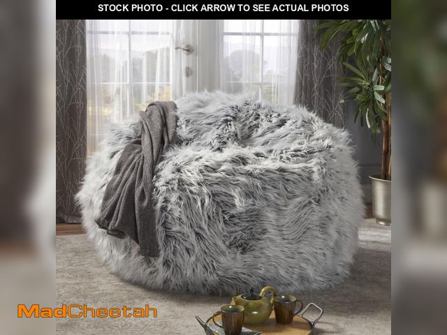 Lot 74-12462362 - Giant Fluffy Bag - UNUSED