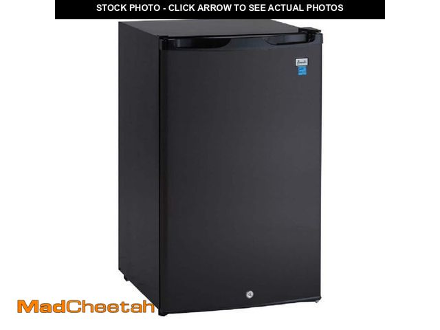 Lot 74-14193023 - Avanti 4.4 cu. ft. Mini Fridge in Black - UNUSED