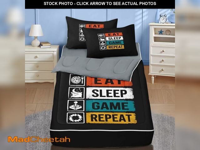Lot 74-13994140 - Nesker Full Zipper Bedding, Black Gameing Zipper Bedding Sets for Boys, 3pcs All in on one, Video Ga...