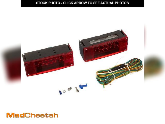 Lot 74-13129623 - MaxxHaul 12-Volt LED Low Profile Submersible Rectangular Trailer Light Kit - UNUSED