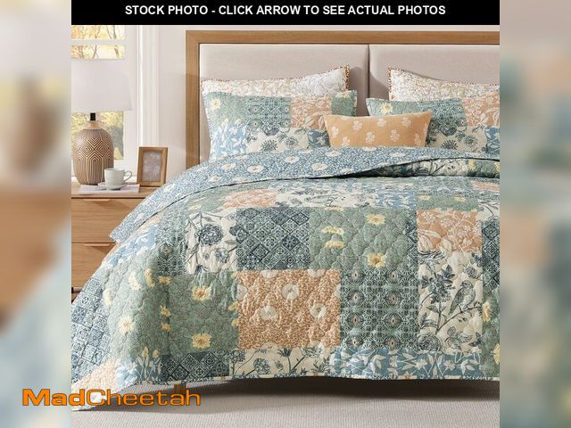 Lot 74-14295532 - CASAAGUSTO Queen Quilt Set - 3 Pieces Patchwork Green Quilt Bedding Set, Lightweight Queen Bedspread...