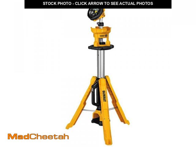 Lot 74-11825703 - DEWALT 20V MAX 3000-Lumen Adjustable LED Tripod Light - UNUSED