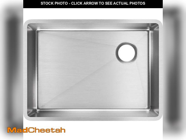 Lot 74-14306164 - Elkay Crosstown 26 in. Undermount Single Bowl 18-Gauge Stainless Steel Kitchen Sink Only - UNUSED