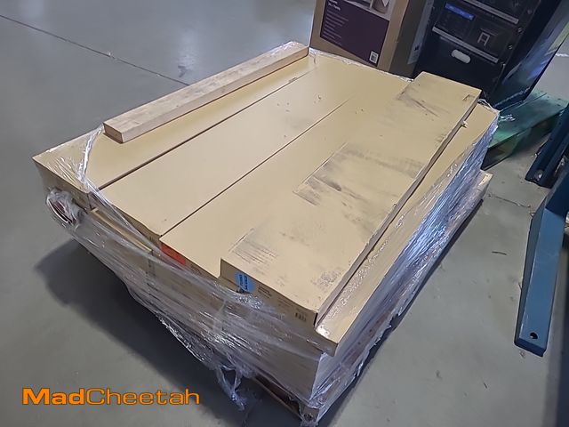 Lot 74-14373411 - (PALLET OF 21 CASES_ Designer Series Tennessee Whiskey 30MIL 9in.Wx48in.L Waterproof Click Lock Luxu...