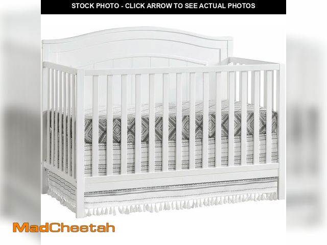 Lot 74-13071454 - Oxford Baby North Bay 4-in-1 Convertible Crib, Snow White, GreenGuard Gold Certified - UNUSED