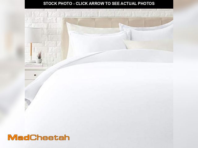 Lot 74-5618548 - Basics Light-Weight Microfiber Duvet Cover Set with Zipper Closure - King, Bright White - UNUSED