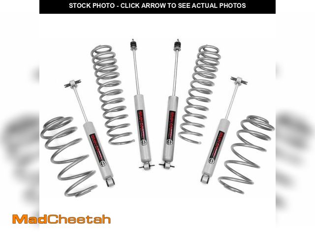 Lot 74-12695870 - Rough Country 2.5" Lift Kit for 1997-2006 Jeep Wrangler TJ LJ | 6 CYL - 653.20 - UNUSED