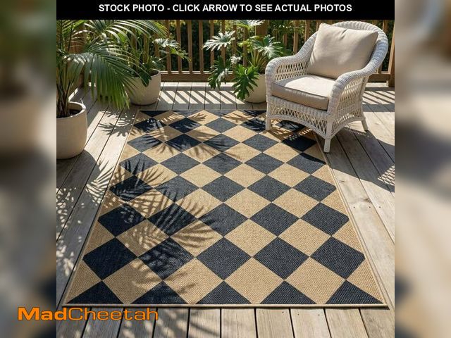Lot 74-14586173 - Checkered 3x5 Outdoor Patio Rug - Washable Polyester Mat with Non-Slip Backing, Indoor Outdoor - UNU...