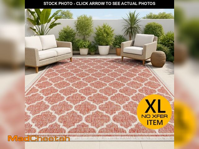 Lot 74-12693403 - JONATHAN Y Moroccan Trellis Indoor Outdoor Area Rug 6X9 Red/Beige, Trebol Textured Weave for Backyar...