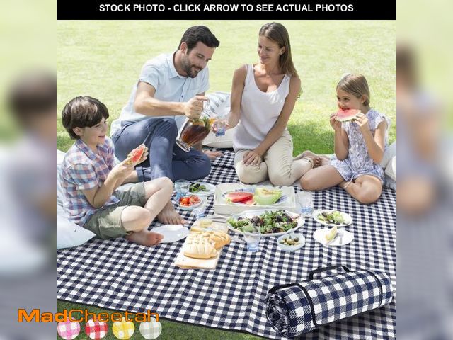 Lot 74-12444875 - ZAZE Picnic Blankets Machine Washable, 80''x80'' Extra Large Waterproof Sandproof Foldable Compact B...