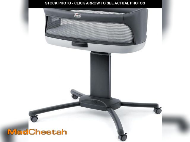Lot 74-12211326 - Chicco Close to You SE Bedside Bassinet, Mobile Newborn Bassinet with Wheels | Charcoal/Grey - UNUSE...
