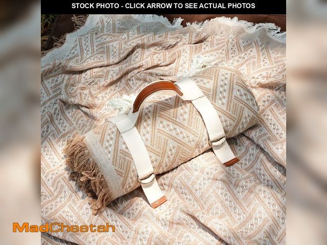 Lot 74-13950076 - Genovega 2 in 1 Extra Large Rug Outdoor Picnic Blanket Waterproof Woven Boho Mat Giant Beach Towel T...