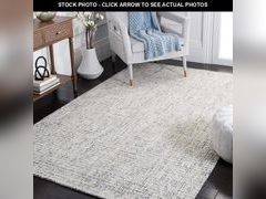Lot 74-12106242 - undefined