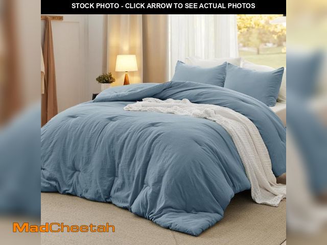 Lot 74-12111956 - Bedsure Twin/Twin XL Comforter Set, Mineral Blue Prewashed Bedding for All Seasons, 2 Pieces GentleS...