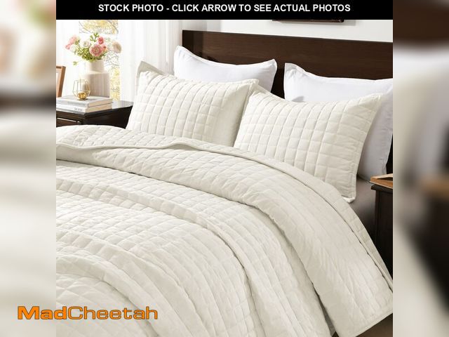 Lot 74-12698112 - Andency California King Quilt Cream White, Velvet Lightweight Plush Plaid Bedspread, Soft Luxury Cov...