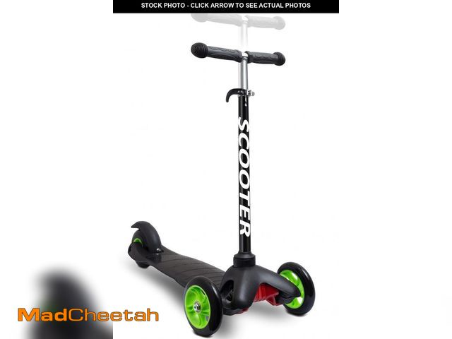Lot 74-12421695 - Kazoo Kids 3-Wheel Kick Scooter Step for Brake Deluxe Aluminum Frame  Black - USED