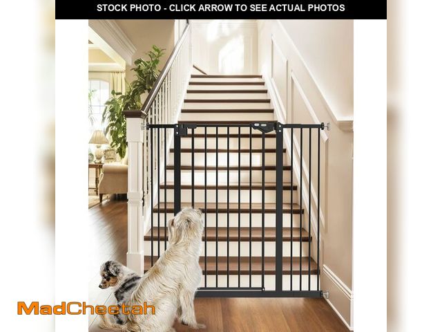 Lot 74-14068135 - InnoTruth 36" Tall Baby Gate for Dogs, 29-39.6" Auto Close Safety Gate Crafted for Child Protection ...