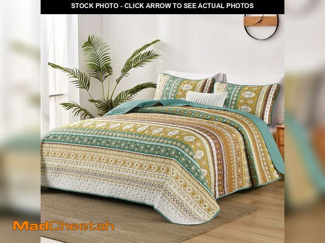 Lot 74-13948078 - Boho Quilt King Size, Colorful Bohemian Bedspread King Size Set with 2 Pillow Shams, Lightweight Sum...