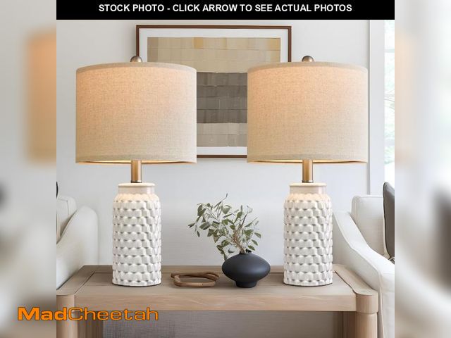 Lot 74-12333114 - USumkky 20.5" White Modern Ceramic Bedside Lamp Set of 2 for Bedroom Decor Farmhouse Table Lamp for ...