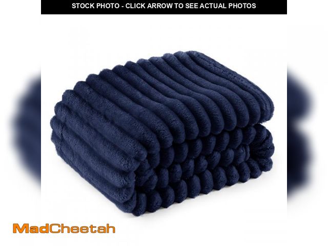 Lot 74-12111915 - Bedsure Blue Fleece Blanket for Couch - GentleSoft Cozy Soft Blankets for Women, Cute Small Throws f...