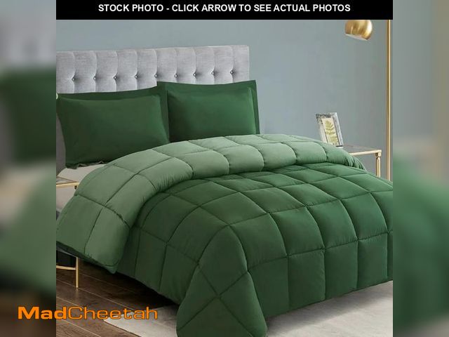 Lot 74-12513763 - HIG Light Weight Down Alternative Comforter, King, Green, Reversible - UNUSED