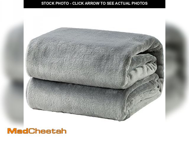 Lot 74-12324009 - Bedsure Fleece Bed Blankets Queen Size Grey - Soft Lightweight Plush Fuzzy Cozy Luxury Fall Blanket ...
