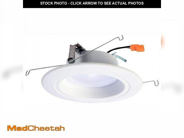 Lot 74-12491946 - HALO 5 in. and 6 in. 3000K White Integrated LED Recessed Ceiling Light Fixture Retrofit Downlight Tr...