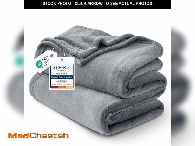 Lot 74-14331638 - Bedsure GentleSoft Fleece Bed Blankets Queen Size Grey - Soft Warm Outdoor Picnic Blanket for Campin...