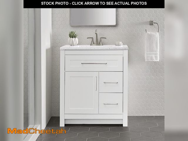 Lot 74-12849789 - *MISSING COUNTERTOP* Sweet Home Collection Cameron Square Memory Foam 16 In.x16 In. Non-Slip Back, C...