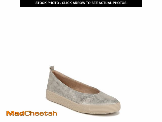 Lot 74-14300118 - Naturalizer Soul Womens Neela Slip On Fashion Ballet Flat Sneaker Gold Metallic 9.5 M - USED
