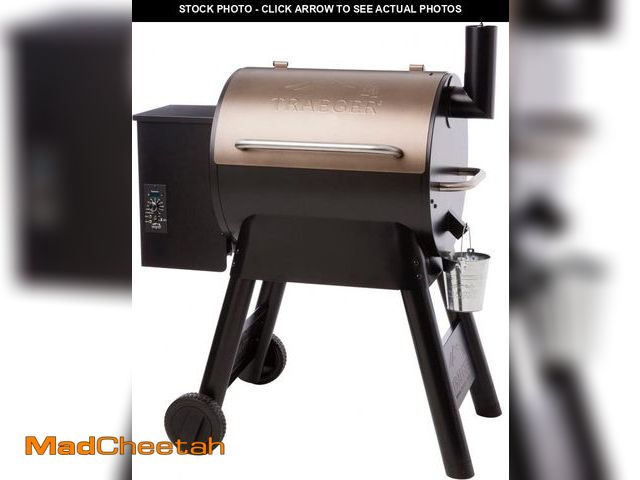 Lot 74-12277585 - Traeger Grills Pro Series 22 Pellet Grill &amp; Smoker | Bronze  Gen I  572 Sq. in. Capacity | TFB57...