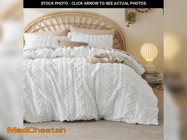 Lot 74-12111916 - Bedsure Boho Kids Cal King Duvet CoverÃ¯Â¼ËDuvet Insert/Comforter not Included - Tufted Cal King Du...