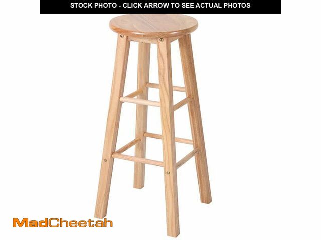 Lot 74-12889503 - SUSUZI 29.5" Natural Wood Bar Stool Backless Round Seat, 330lb Capacity, Anti-Slip Feet â Rustic t...