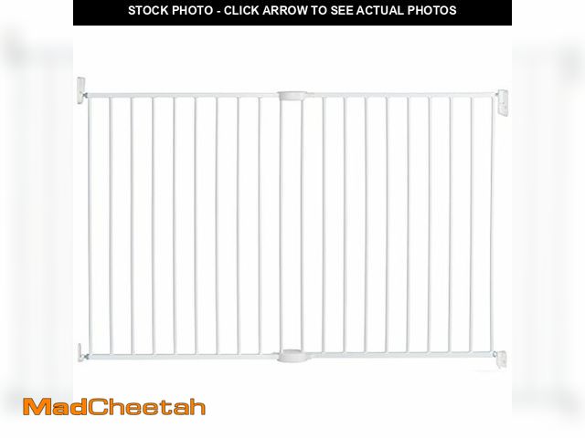 Lot 74-12544255 - Munchkin Extending XL Tall and Wide Baby Gate, Hardware Mounted Safety Gate for Stairs, Hallways and...