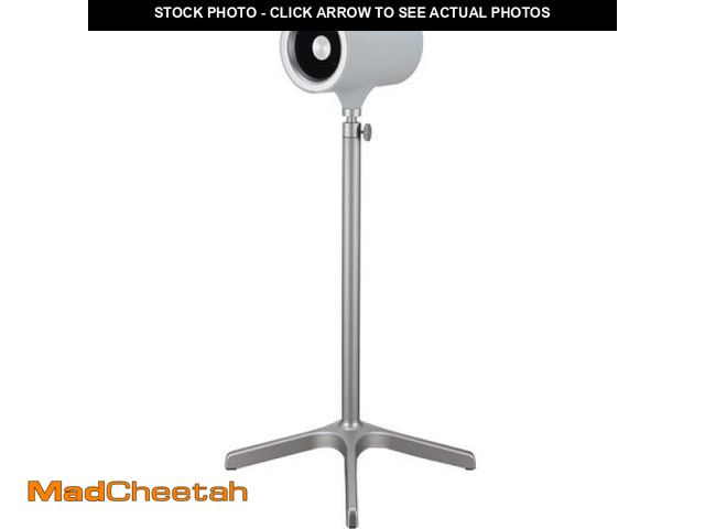Lot 74-12320781 - Everdure 49.4 Inch Indoor/Outdoor Pedestal Fan - White - EP125WUS - UNUSED