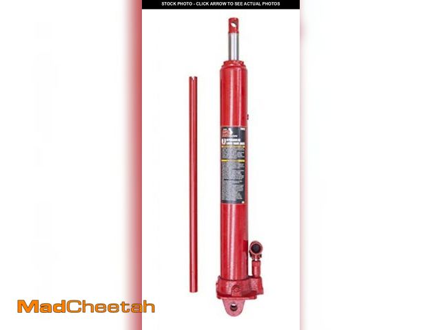 Lot 74-12397740 - BIG RED T30306 Torin Hydraulic Long Ram Jack with Single Piston Pump and Clevis Base (Fits: Garage/S...