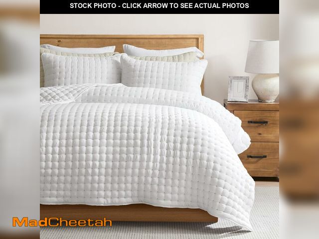 Lot 74-11910695 - WDCOZY White King Size Quilt Bedding Sets with Pillow Shams, Lightweight Soft Bedspread Coverlet, Qu...