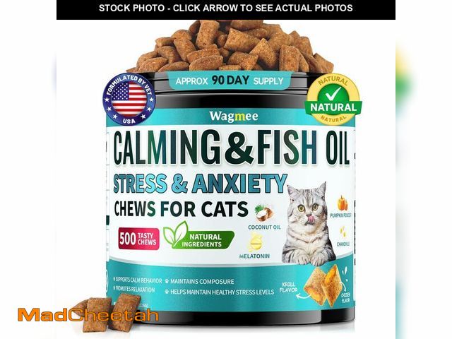 Lot 74-14154640 - Wagmee Cat Calming Treats - 500 Crunchy &amp; Creamy Cat Chews with Melatonin, Chamomile for Cat Str...