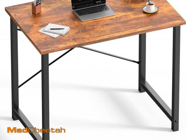 Lot 74-12399695 - DUMOS 32 in Small Computer Desk for Home Office, Modern Study Work Table Simple Style for Bedroom, W...