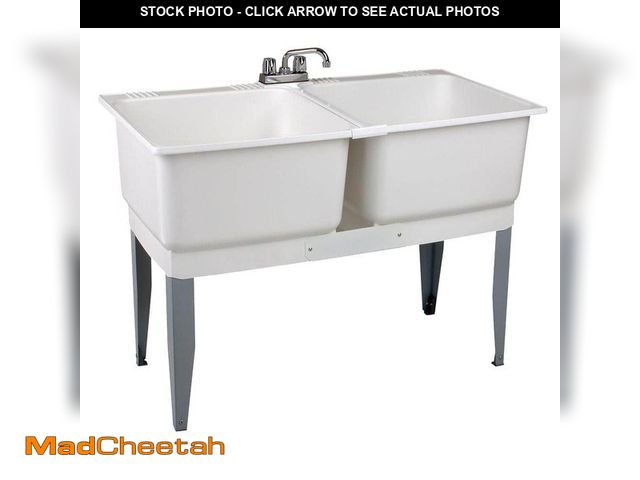 Lot 74-13739663 - MUSTEE 46 in. x 34 in. Plastic Laundry Tub - UNUSED