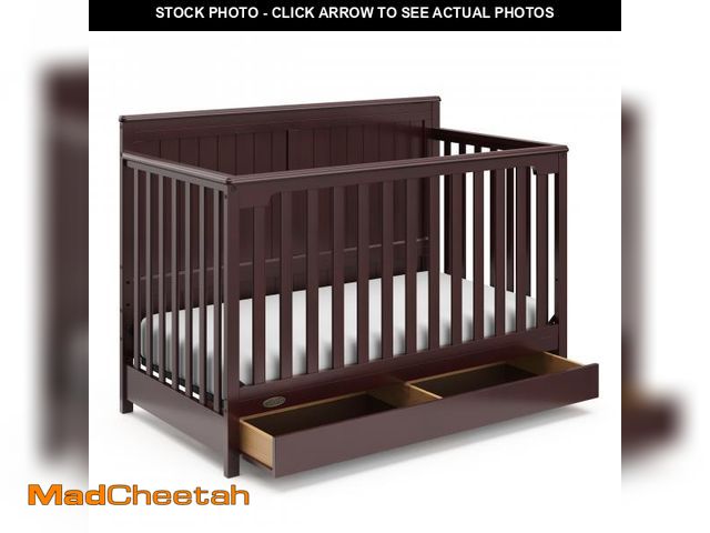 Lot 74-12160042 - (MISSING HARDWARE) Graco Hadley 5-in-1 Convertible Crib with Drawer (White) Ã¢â¬âCrib with Drawer...