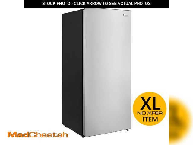 Lot 74-12692717 - *DIRTY* Vissani 7.1 cu. ft. Manual Defrost Convertible Upright Freezer in Stainless Steel Look *DIRT...