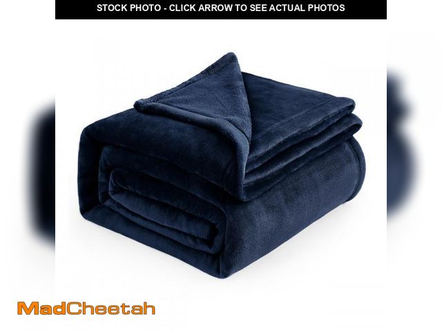 Lot 74-12213602 - Bedsure Navy Fleece Blankets Queen Size - Bed Blanket Blue Soft Lightweight Plush Fuzzy Cozy Luxury ...